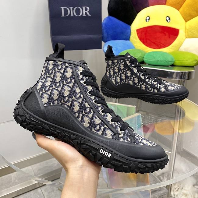 Dior Oblique Sneaker X B28 - 1