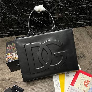 Dolce & Gabbana Beatrice DG black leather tote bag