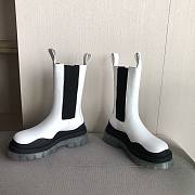 Bottega Veneta Boots in white/black - 6