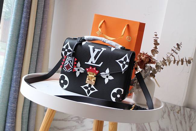 Louis Vuitton Crafty Pochette Metis in Black M45385 - 1