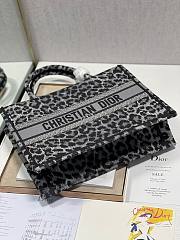 Dior Tote Book Maria Grazia Chiuri 36cm - 4