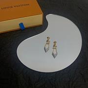 Louis Vuitton V earing - 5