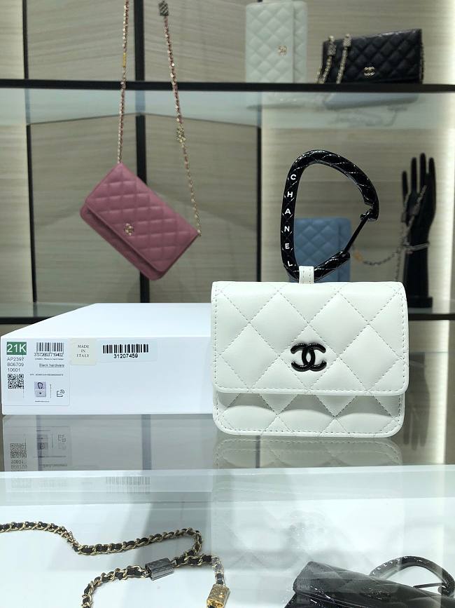 Chanel Lambskin Card Holder White AP2397 - 1