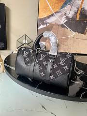 Louis Vuitton x Nigo Keepall Gray M81011 - 3