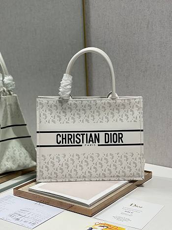 Dior Tote Book white leather 36cm