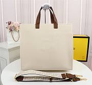 Fendi FF monogram totebag in white F0608  - 5