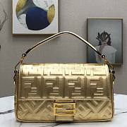 Fendi BAGUETTE Golden leather bag 26cm - 3