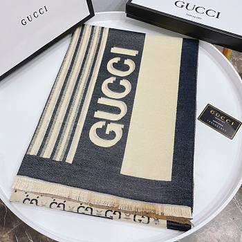 Gucci scarf 02