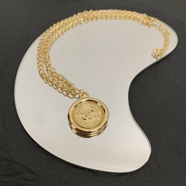 Chanel necklace gold - 1