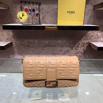 Fendi Baguette beige leather bag 32cm