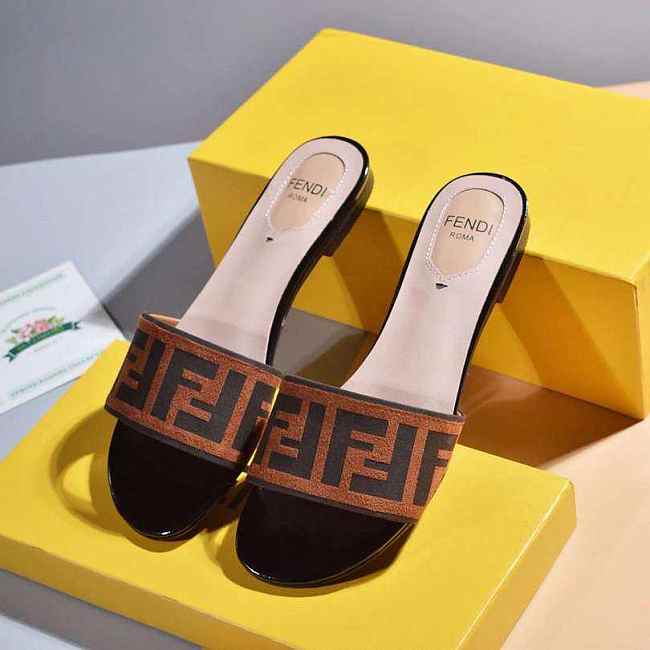 Fendi slippers - 1