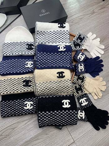 Chanel set hat and scarf 