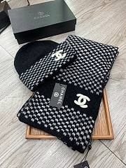 Chanel set hat and scarf  - 5