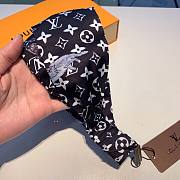 LV headband 01 - 4