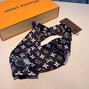 LV headband 01 - 2