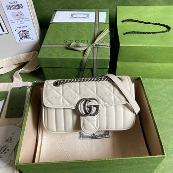 GG Marmont matelasse in white leather small bag 