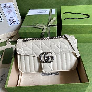 GG Marmont matelasse in white leather medium bag