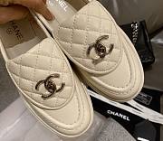 Chanel Flat Loafers White / Black / Beige  - 2