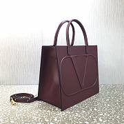 Valentino Leather Vlogo Walk Tote Bag in Red - 6