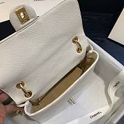 Chanel shoulder flap bag AS1459 in white - 6