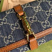 Gucci Jackie 1961 chain wallet in blue and ivory GG denim - 2