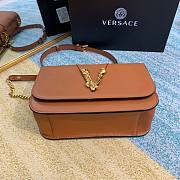 Versace Virtus Shoulder bag in Brown  - 6