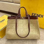 Fendi FF Peekaboo X-tote bag in yellow 41cm - 1