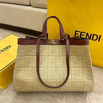 Fendi FF Peekaboo X-tote bag in yellow 41cm