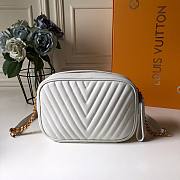 Louis Vuitton New Wave Camera Bag M53683 White - 5