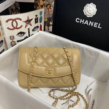 Chanel flap calfskin bag beige As1488