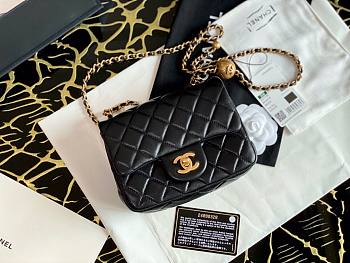 Chanel Lambskin & Gold-Tone Small Metal Flap Bag Black 13cm