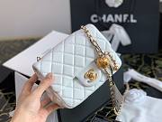 Chanel Lambskin & Gold-Tone Small Metal Flap Bag White 13cm - 5