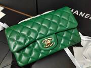 Chanel flap bag calfskin green leather gold hardware 25cm - 1