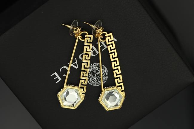 Versace earings 01 - 1