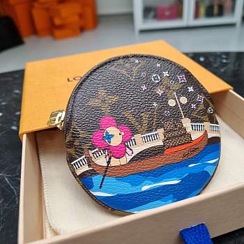 Louis vuitton coin round purse