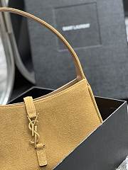 YSL LE 5 À 7 hobo leather bag - 6