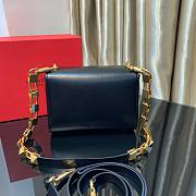 VALENTINO Garavani Stud Sign black bag  - 2