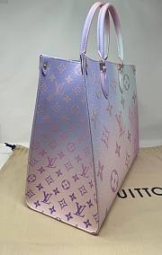 Louis Vuitton Onthego GM pastel 2022 M46076  - 6