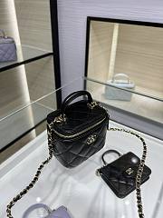 Chanel case black handle leather bag - 5