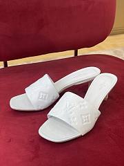 LV white slippers  - 4