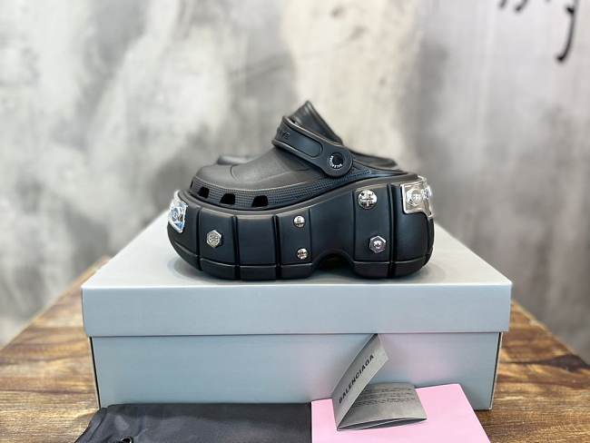 Balenciaga Hardcrocs sandal in black rubber - 1