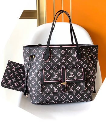Louis Vuitton Onthego buci box black MM bag
