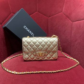 Chanel flapbag gold lambskin bag 20cm