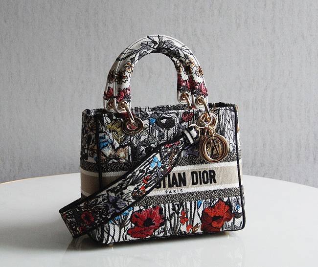 Dior Medium Lady D-Lite Bag In Multicolor Mille Fleurs Embroidery Bag - 1