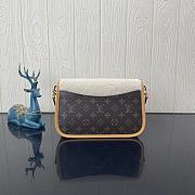 Louis Vuitton Diane Cozy bag - 6