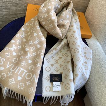 Louis Vuitton game on scarf M77377 