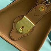 Gucci small brown leather double G bag - 5