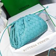 Bottega Veneta Pouch Mini Blue Leather Clutch - 2