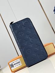Louis Vuitton Zippy Wallet In Dark Blue Monogram Leather - 10 x 20 x 2cm - 1