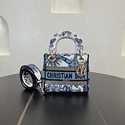 	 Dior Lady D-Lite Butterfly Small Blue&White Bag -17*15*7cm - 1